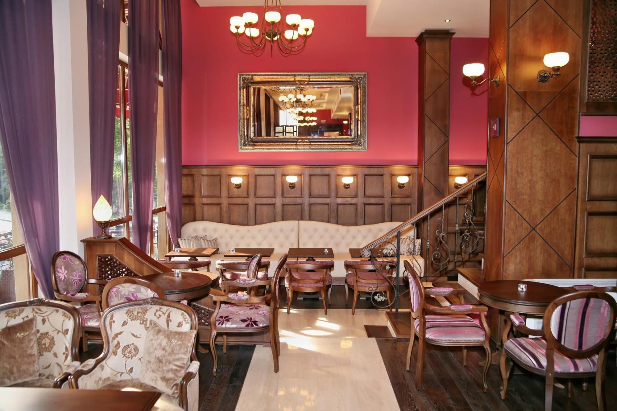 Retro Hotel Haskovo Ngoại thất bức ảnh
